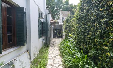 CASA EN VENTA EN FLORIDA SOBRE LOTE DE 450 M2