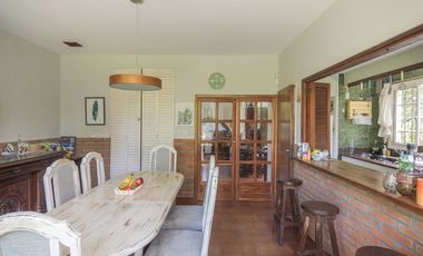 CASA EN VENTA EN FLORIDA SOBRE LOTE DE 450 M2