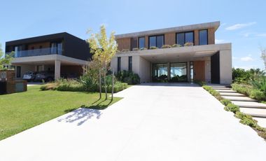 Venta Casa a estrenar - Puertos del Lago, Costas