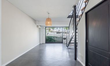 Venta Duplex 2 Amb. con balcón y cochera Nuñez