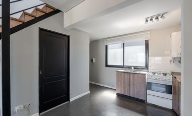 Venta Duplex 2 Amb. con balcón y cochera Nuñez