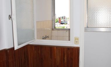 Venta departamento 4 ambientes mas dependencia