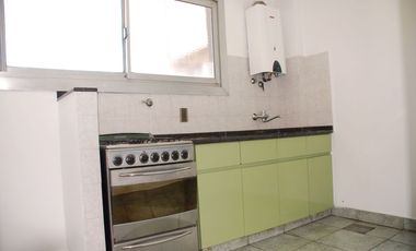 Venta departamento 4 ambientes mas dependencia