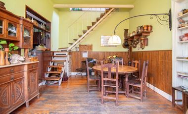 Hermoso PH Super Luminoso con Terraza y parrilla!