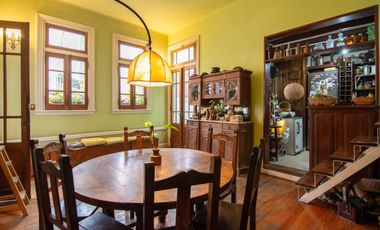 Hermoso PH Super Luminoso con Terraza y parrilla!