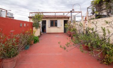 Hermoso PH Super Luminoso con Terraza y parrilla!