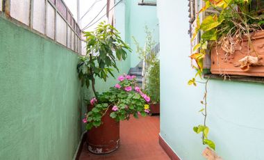 Hermoso PH Super Luminoso con Terraza y parrilla!