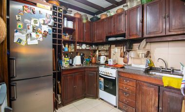 Hermoso PH Super Luminoso con Terraza y parrilla!