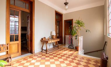 Hermoso PH Super Luminoso con Terraza y parrilla!