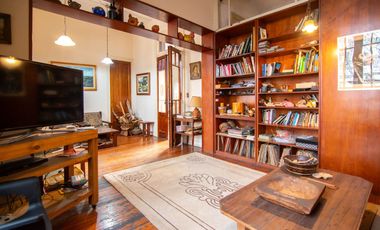 Hermoso PH Super Luminoso con Terraza y parrilla!