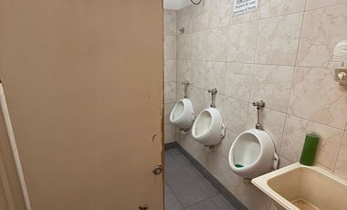 GALPÓN INDUSTRIAL CON PUENTE GRÚA + DOBLE FRENTE | SAN MARTÍN | 959 m²