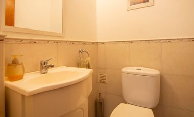 Venta Ph triplex de 4 amb. + play , patio y coch.