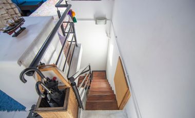 Venta Ph triplex de 4 amb. + play , patio y coch.