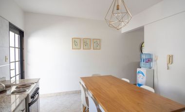 Venta Ph triplex de 4 amb. + play , patio y coch.