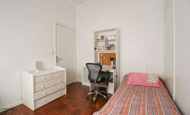 Venta Depto 5 ambientes Recoleta - Parera al 100