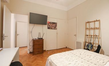 Venta Depto 5 ambientes Recoleta - Parera al 100