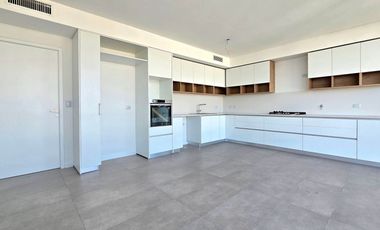 VENTA TRIPLEX LIBERTADOR 7AMB A ESTRENAR INFINITY