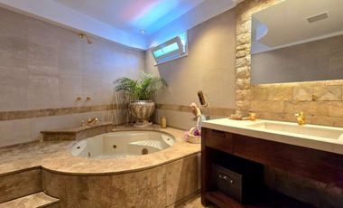 VENTA PENTHOUSE PREMIUM RECOLETA 8 AMB 2 COCHERAS