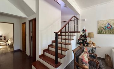 Casa en venta 4 dorm., pileta, jardín Don Torcuato