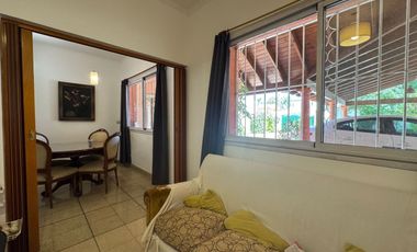 Casa en venta 4 dorm., pileta, jardín Don Torcuato