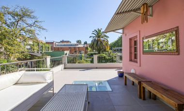 VENTA  - CASA  4 DORM.  BAJO VTE. LOPEZ CON PILETA