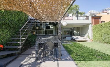 VENTA  - CASA  4 DORM.  BAJO VTE. LOPEZ CON PILETA