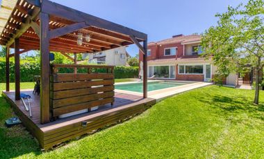 VENTA CASA BARRIO LA BARRA VILLAGE 6 AMB. ESCOBAR MUY LUMINOSA|