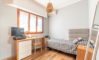 Venta casa 4 Ambientes con terraza propia, Wilde.
