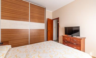 Venta casa 4 Ambientes con terraza propia, Wilde.