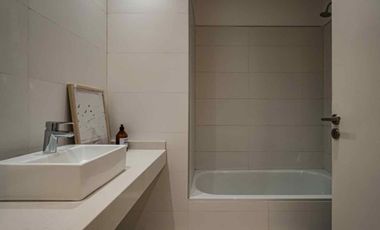 Venta departamento, con cochera a estrenar.