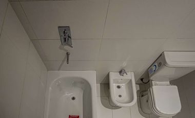 Venta departamento, con cochera a estrenar.