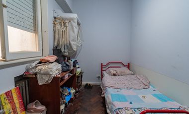 Venta Departamento 4 ambientes + Dependencia