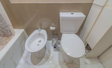 Venta Departamento 4 ambientes + Dependencia