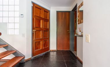 Venta PH tipo casa 5 amb con patio Villa Ortuzar