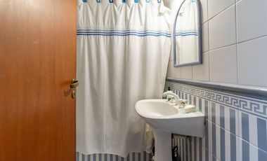 Venta PH tipo casa 5 amb con patio Villa Ortuzar