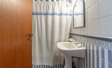 Venta PH tipo casa 5 amb con patio Villa Ortuzar