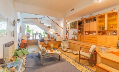 Venta Casa 7 amb con Pileta en Villa Ballester