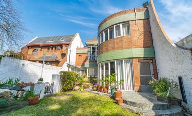 Venta Casa 7 amb con Pileta en Villa Ballester