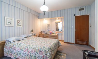 Venta Casa 7 amb con Pileta en Villa Ballester