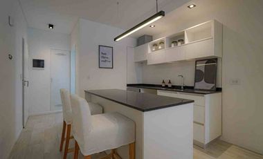 Venta departamento 2 AMB, con cochera a estrenar.