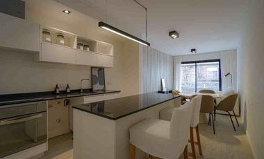 Venta departamento 2 AMB, con cochera a estrenar.