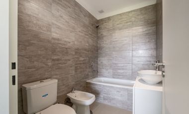 Casa Duplex en Venta a Estrenar - Decs Tortugas