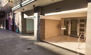 VENTA MATADEROS DTO 3 AMBIENTES, SEMIPISO CON COCHERA PROPIA