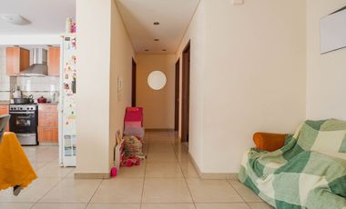 VENTA MATADEROS DTO 3 AMBIENTES, SEMIPISO CON COCHERA PROPIA