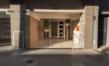 VENTA MATADEROS DTO 3 AMBIENTES, SEMIPISO CON COCHERA PROPIA