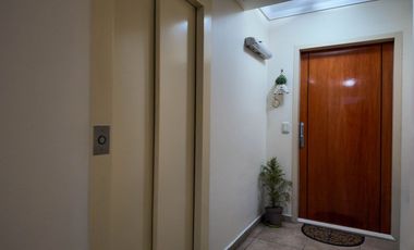 VENTA MATADEROS DTO 3 AMBIENTES, SEMIPISO CON COCHERA PROPIA
