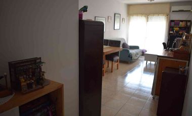 DEPARTAMENTO 2 AMB SUPER LUMINOSO LA BOCA APTO CREDITO