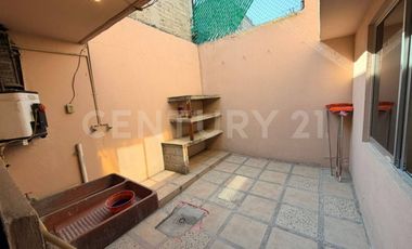 Casa en Renta en Izcalli Jardines Ecatepec de Morelos