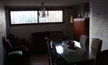 Casa  en Alquiler San Justo / La Matanza (A155 1193)