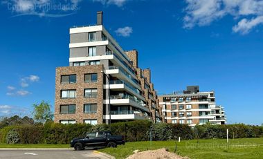 Departamento en venta o alquiler Puerto Escondido, edificio Vilago PB con jardín